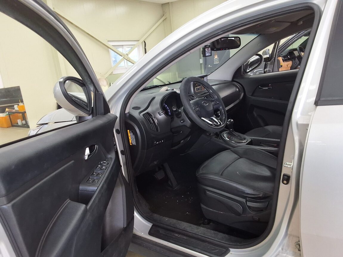 KIA SPORTAGE R DIESEL R2.0 2WD TLX LUXURY MODEL 2012 - zdjęcie 11