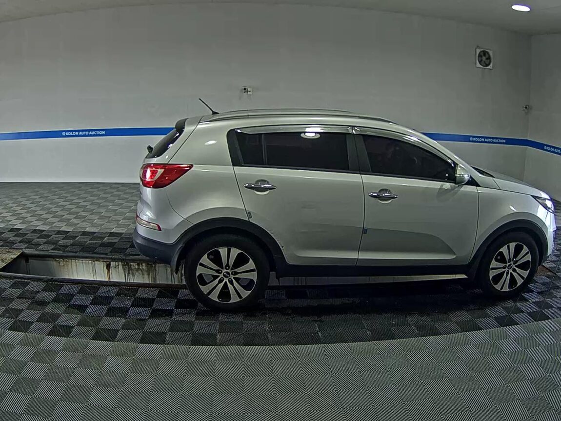KIA SPORTAGE R DIESEL R2.0 2WD TLX LUXURY MODEL 2012 - zdjęcie 4
