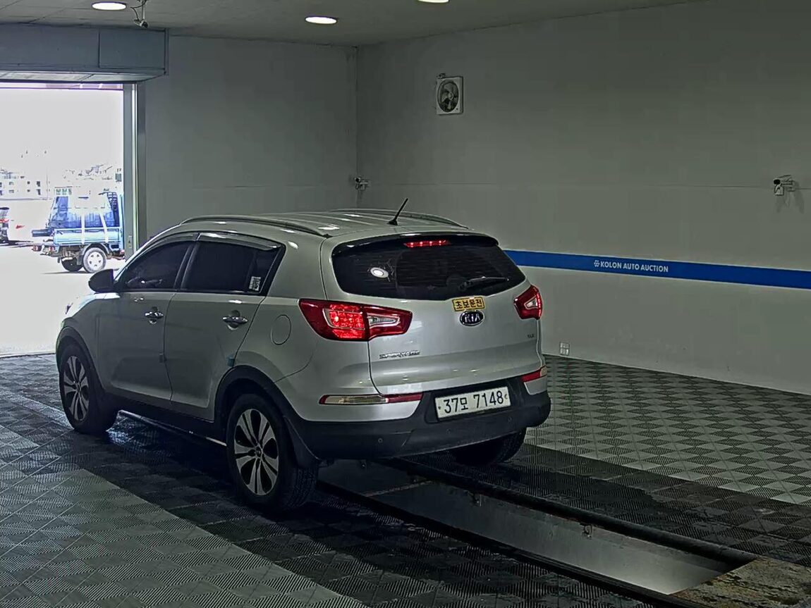 KIA SPORTAGE R DIESEL R2.0 2WD TLX LUXURY MODEL 2012 - zdjęcie 6