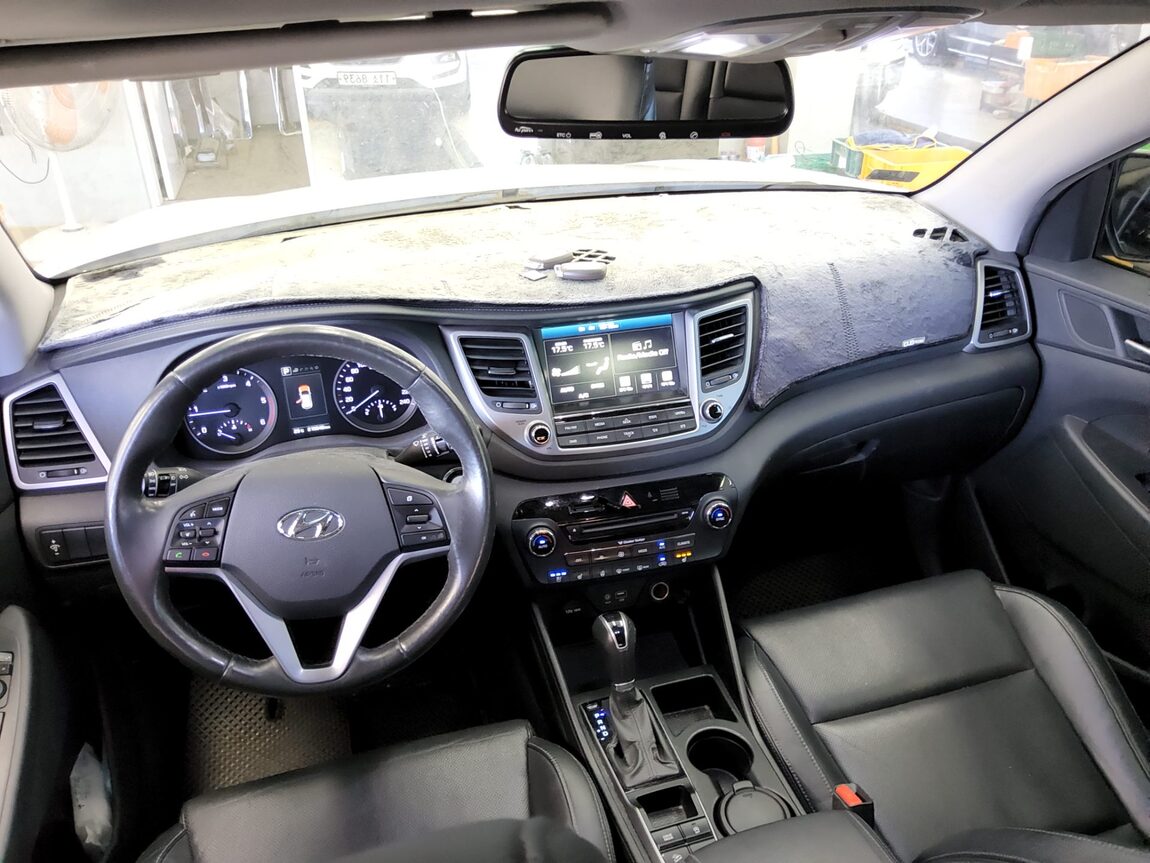 HYUNDAI ALL NEW TUCSON DIESEL 1.7 2WD MODERN 2016 - zdjęcie 11