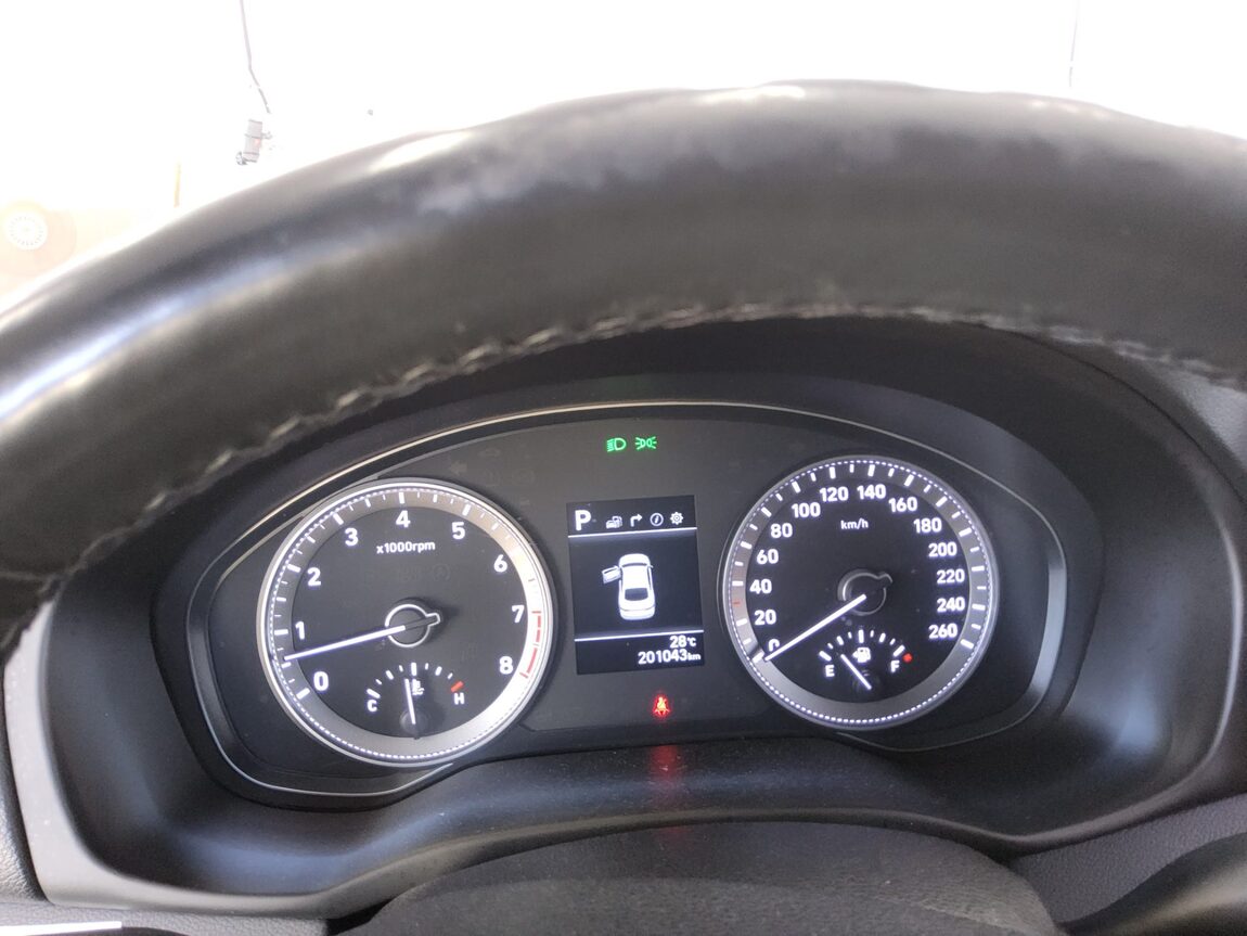 HYUNDAI GRANDEUR IG 3.0 LPi RENTAL CAR MODERN BASIC 2019 - zdjęcie 9