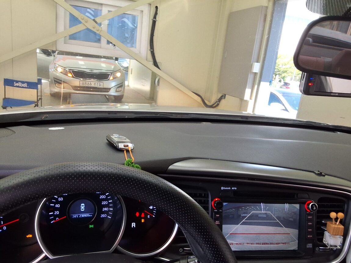 KIA THE NEW K5 LPI RENTAL CAR LUXURY 2014 - zdjęcie 25
