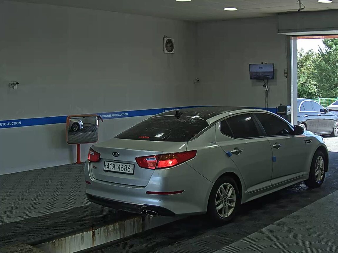KIA THE NEW K5 LPI RENTAL CAR LUXURY 2014 - zdjęcie 5