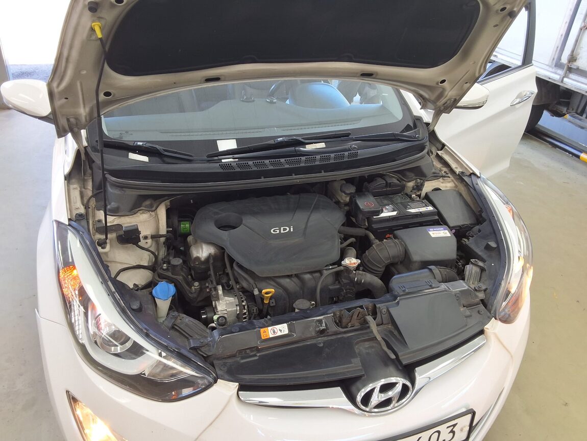 HYUNDAI THE NEW AVANTE MD 1.6 GDi SMART 2014 - zdjęcie 18