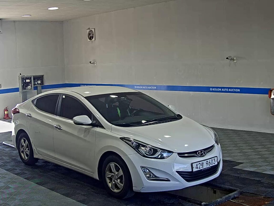 HYUNDAI THE NEW AVANTE MD 1.6 GDi SMART 2014 - zdjęcie 3