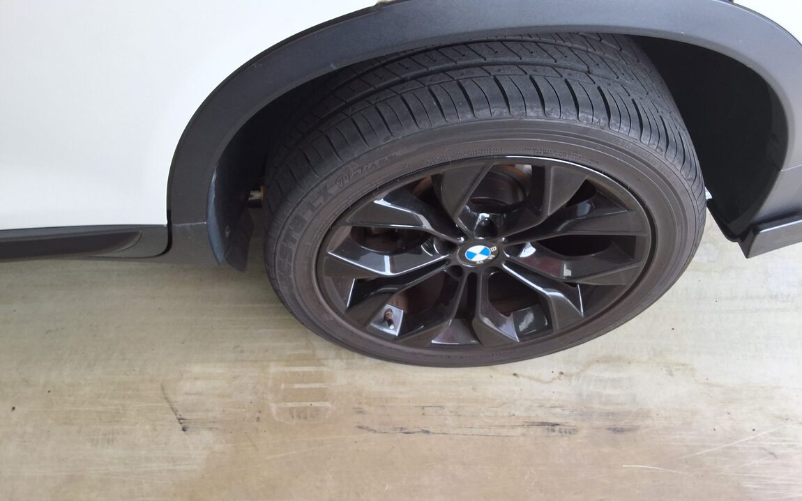 BMW X4 20d xDRIVE X LINE 2015 - zdjęcie 26