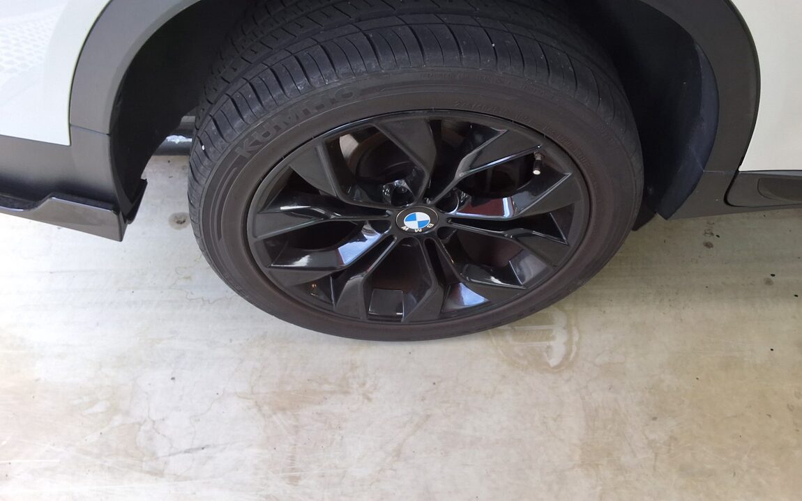 BMW X4 20d xDRIVE X LINE 2015 - zdjęcie 28