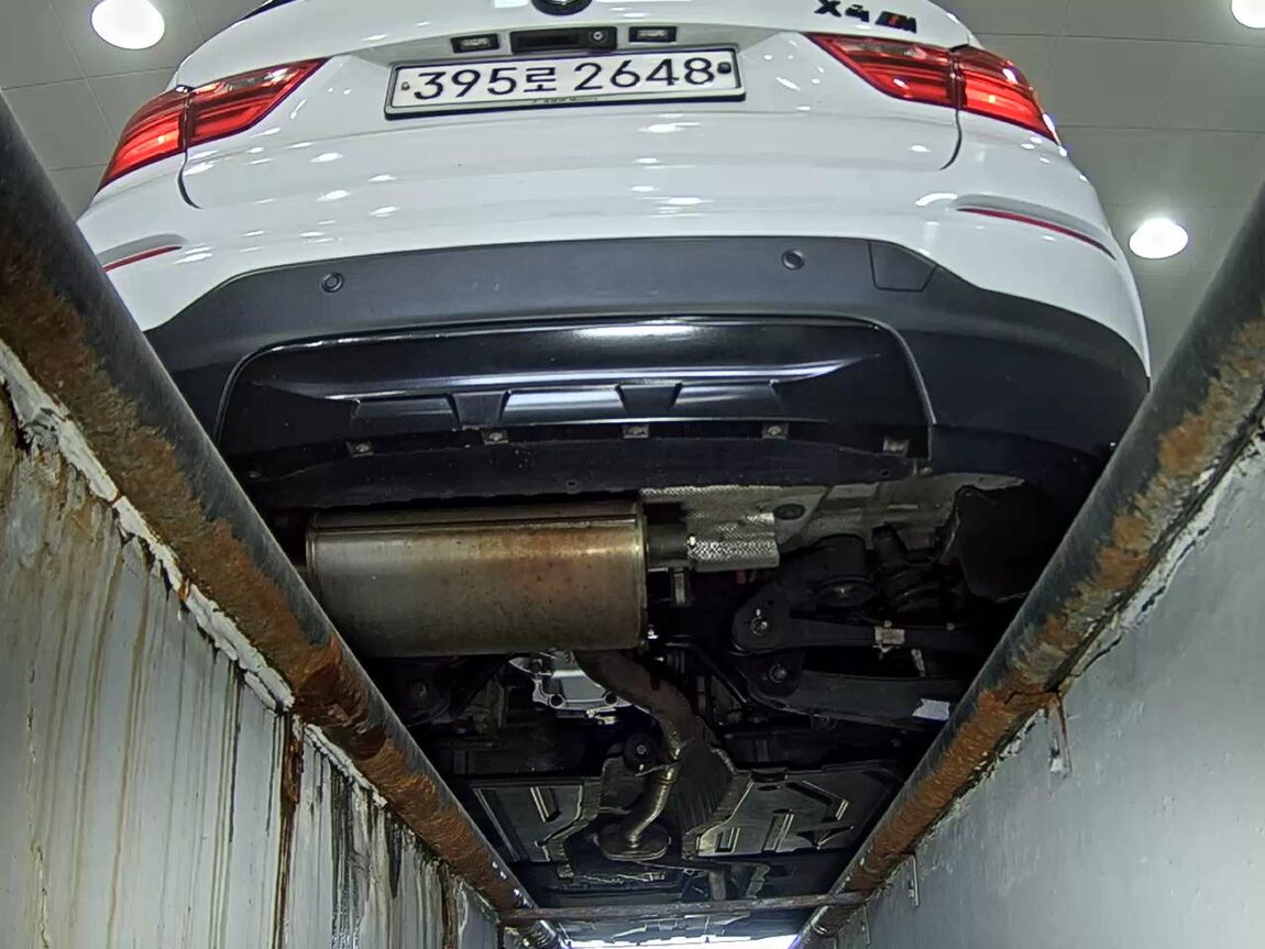 BMW X4 20d xDRIVE X LINE 2015 - zdjęcie 8