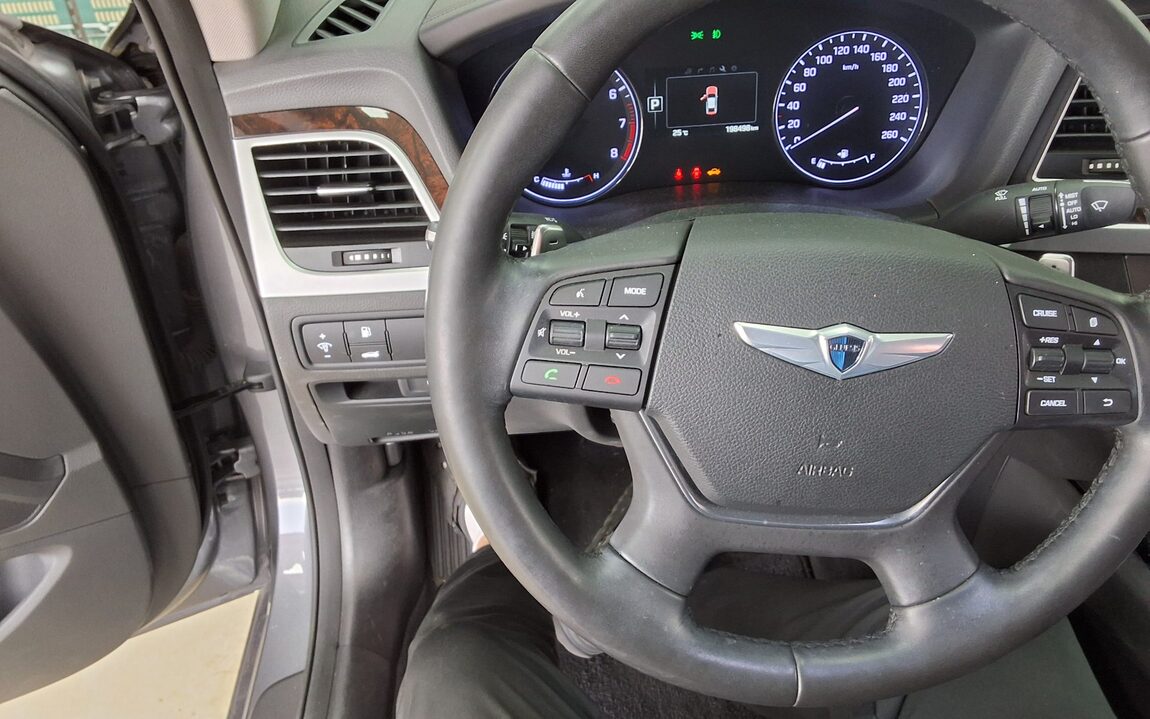 HYUNDAI GENESIS DH G330 AWD MODERN 2016 - zdjęcie 17