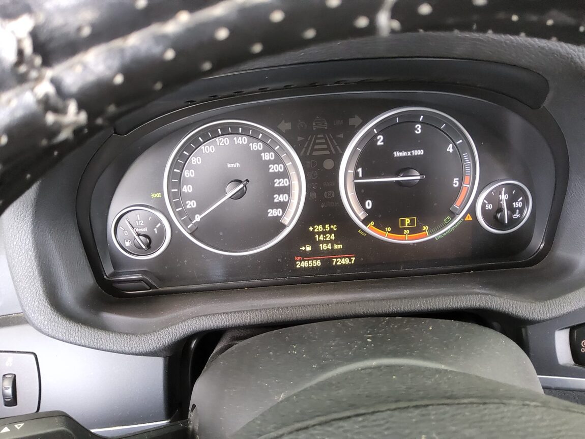 BMW X3 (2ND GEN) 20d xDRIVE HIGH 2011 - zdjęcie 9