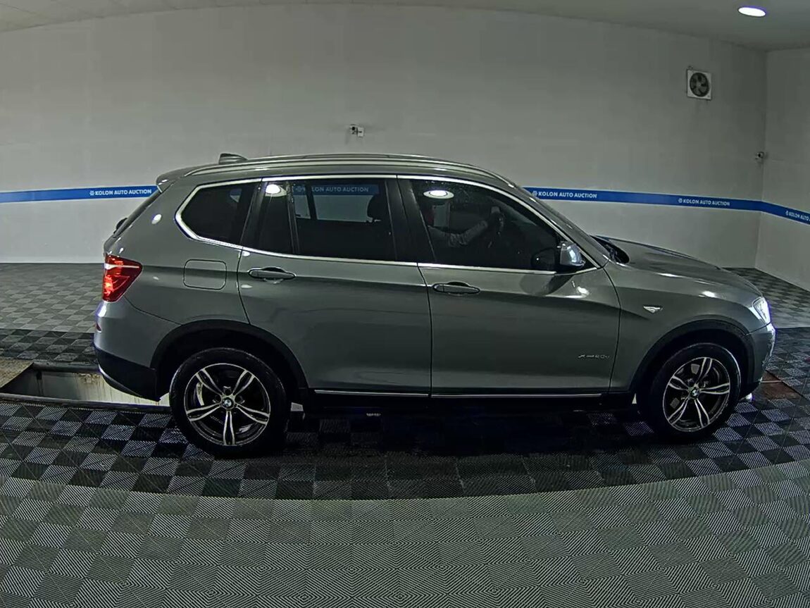 BMW X3 (2ND GEN) 20d xDRIVE HIGH 2011 - zdjęcie 4