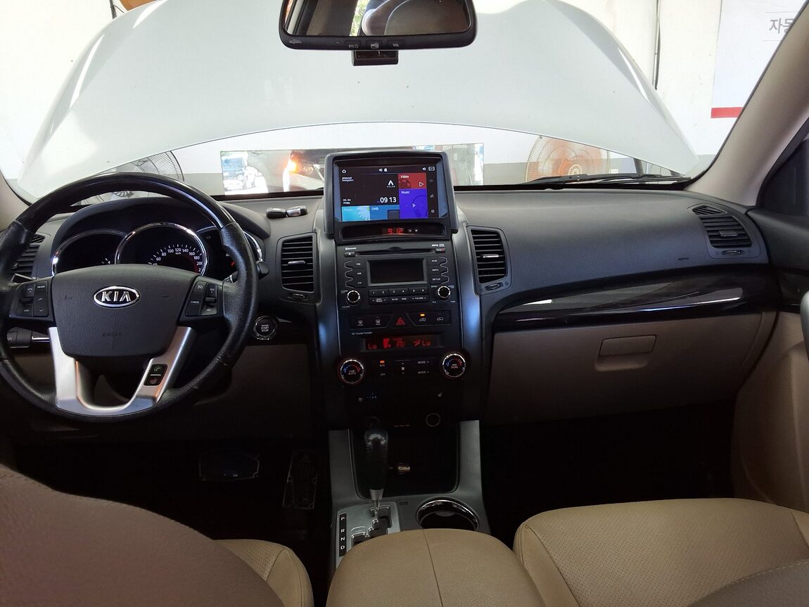 KIA SORENTO R DIESEL 2.2 4WD TLX LUXURY MODEL 2010 - zdjęcie 12
