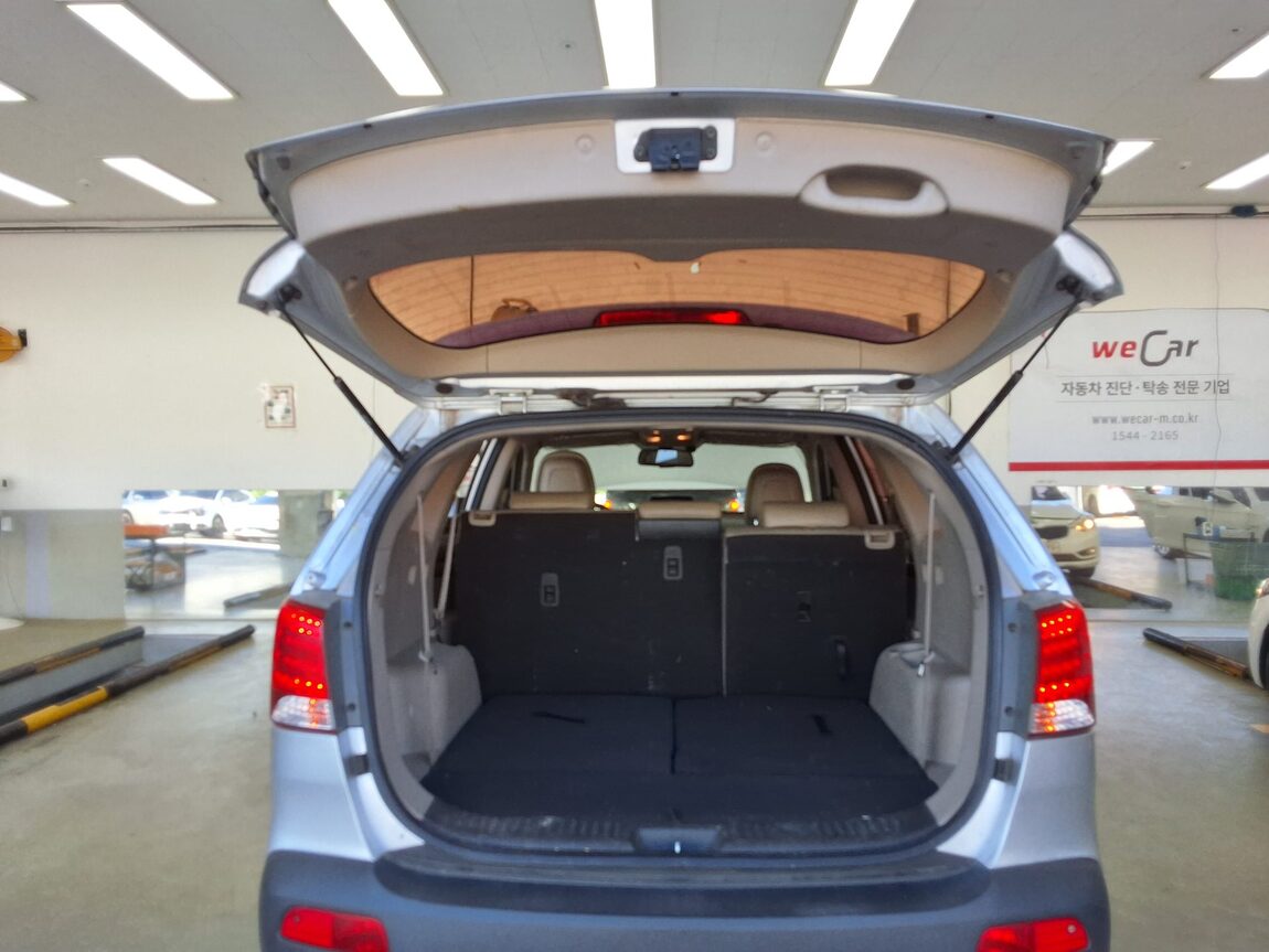 KIA SORENTO R DIESEL 2.2 4WD TLX LUXURY MODEL 2010 - zdjęcie 16