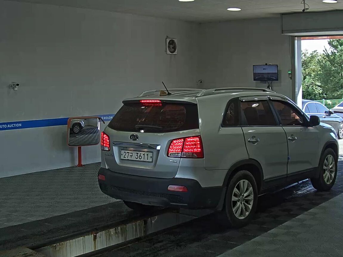 KIA SORENTO R DIESEL 2.2 4WD TLX LUXURY MODEL 2010 - zdjęcie 5