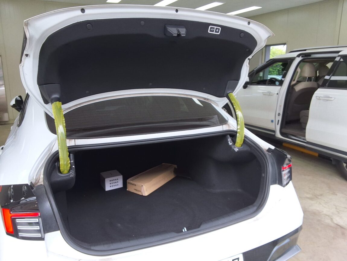 HYUNDAI SONATA THE EDGE GASOLINE 2.0 EXCLUSIVE 2025 - zdjęcie 16