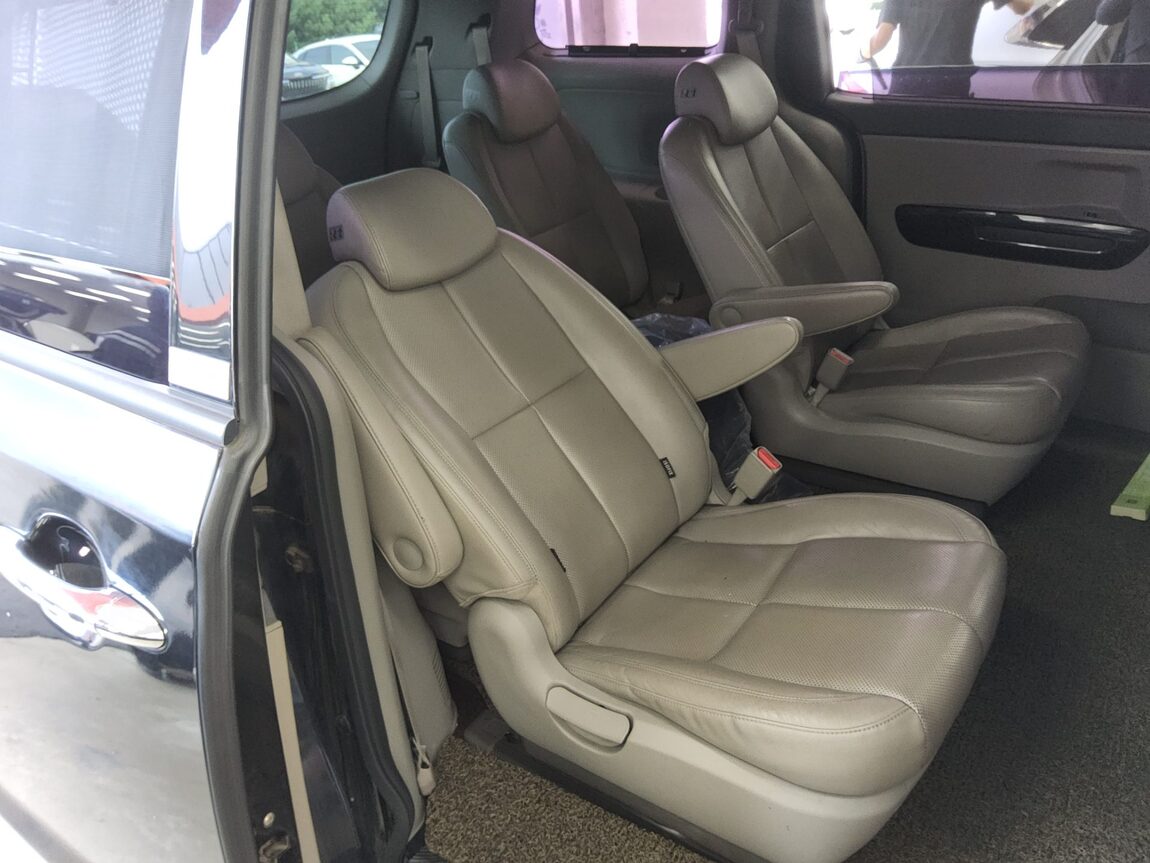 KIA ALL NEW CARNIVAL 9-SEATER DIESEL NOBLESSE 2015 - zdjęcie 13
