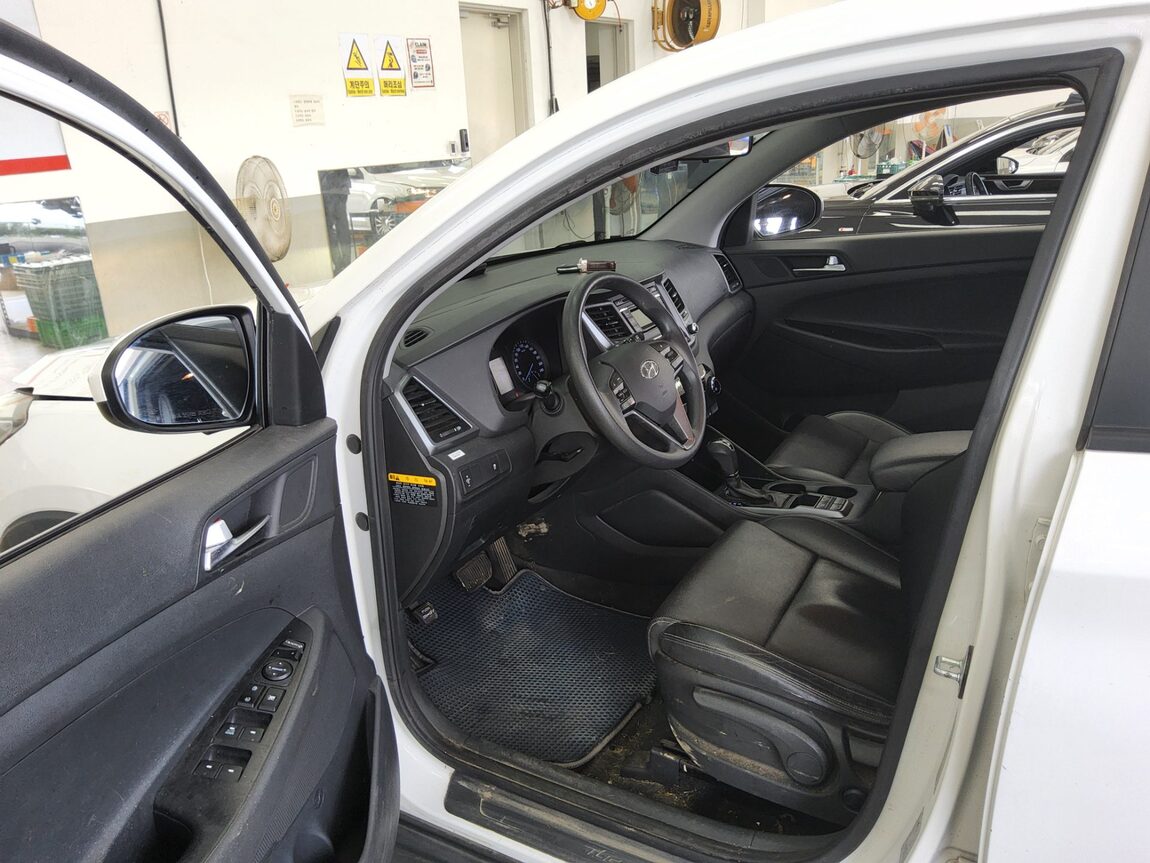 HYUNDAI ALL NEW TUCSON DIESEL 1.7 2WD STYLE 2016 - zdjęcie 10