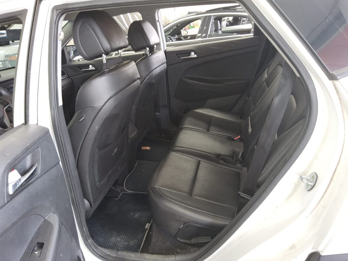 HYUNDAI ALL NEW TUCSON DIESEL 1.7 2WD STYLE 2016 - zdjęcie 12