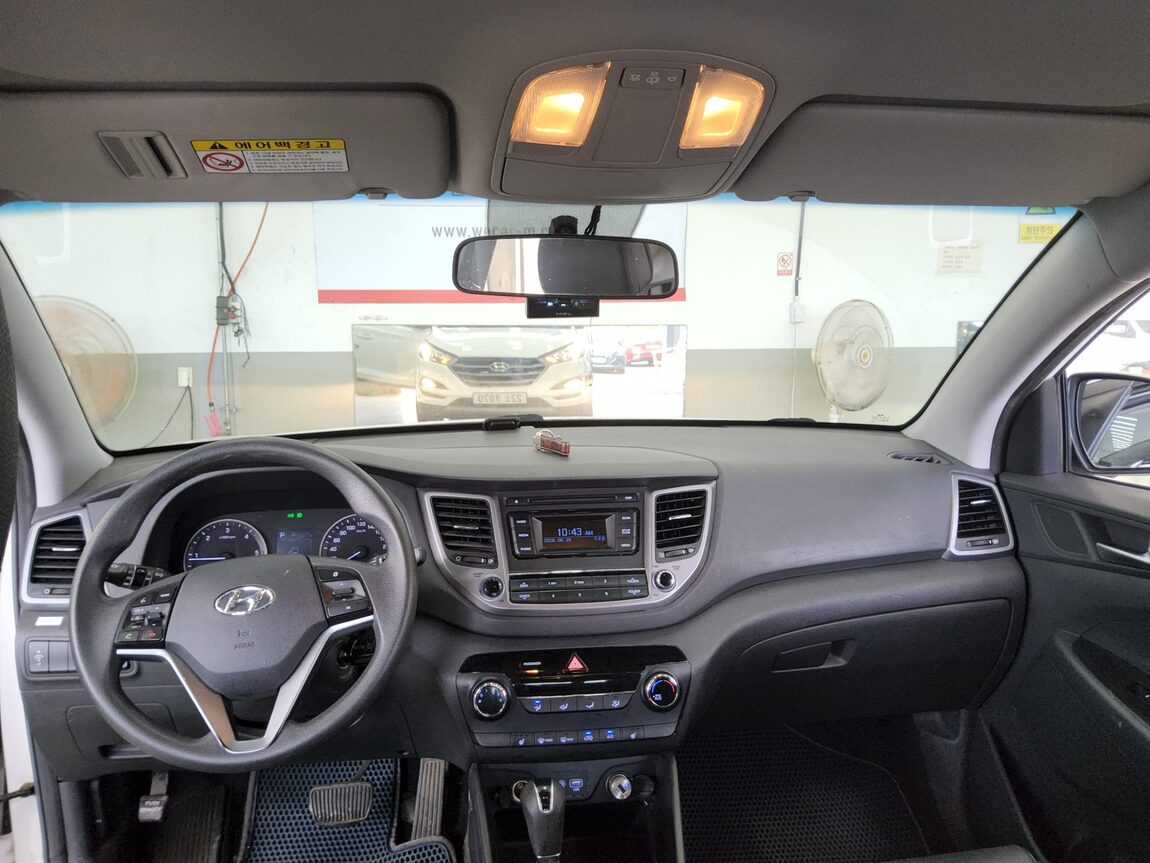 HYUNDAI ALL NEW TUCSON DIESEL 1.7 2WD STYLE 2016 - zdjęcie 11