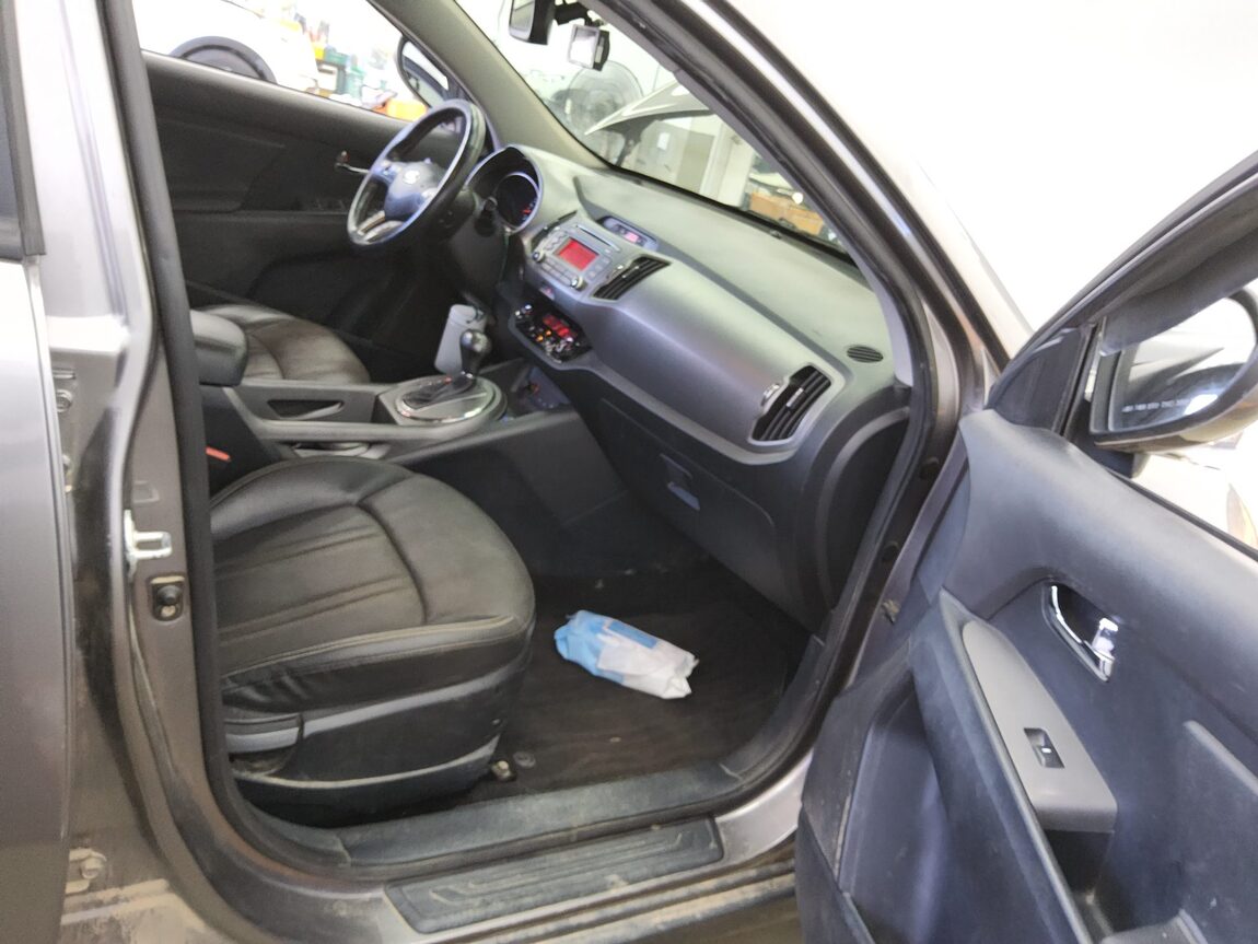 KIA THE NEW SPORTAGE R DIESEL R2.0 2WD PRESTIGE 2014 - zdjęcie 14
