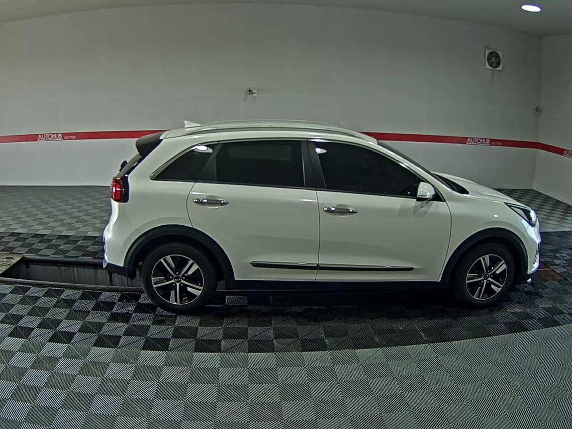 KIA THE NEW NIRO 1.6 GDI HEV PRESTIGE 2020 - zdjęcie 4