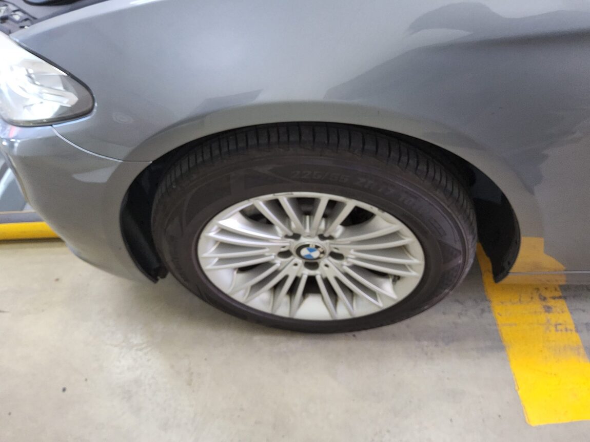 BMW 5 SERIES (6TH GEN) 520d xDRIVE 2015 - zdjęcie 26