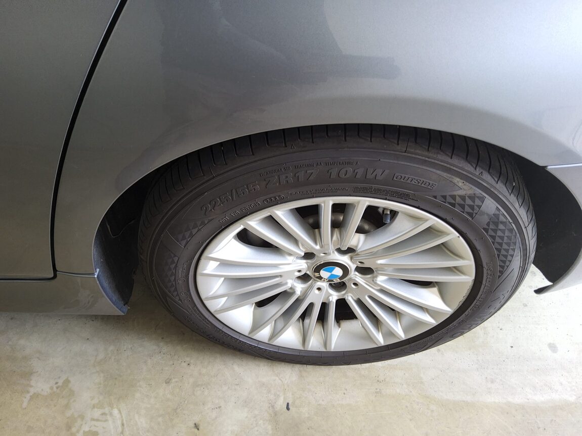 BMW 5 SERIES (6TH GEN) 520d xDRIVE 2015 - zdjęcie 27