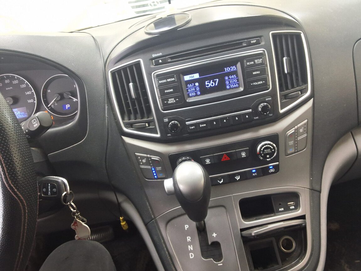 HYUNDAI GRAND STAREX 12-SEATER DIESEL MODERN 2017 - zdjęcie 23