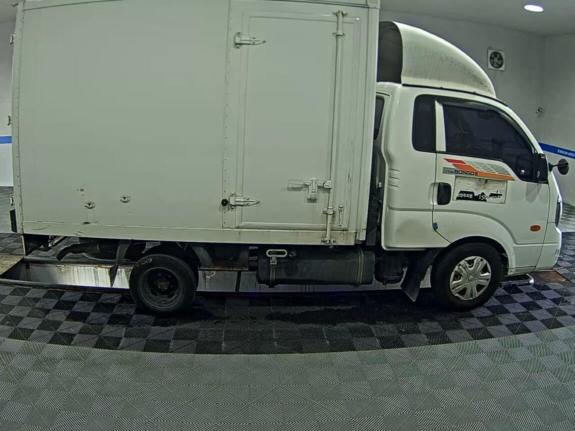 KIA BONGO III CARGO BUILT-IN BOX TRUCK 1 TON KING CAB 2018 - zdjęcie 4