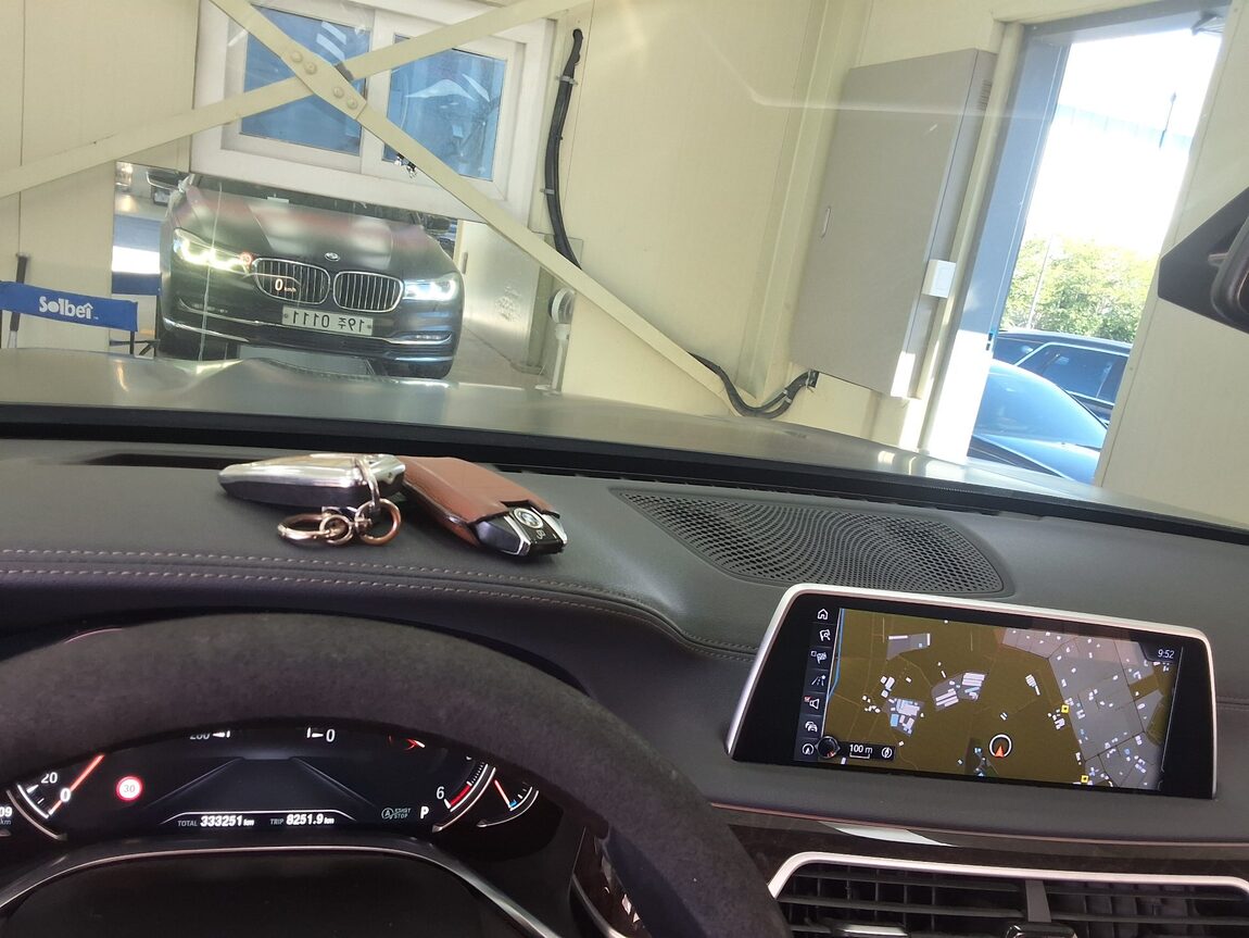 BMW 7 SERIES (6TH GEN) 740Ld xDRIVE 2016 - zdjęcie 25
