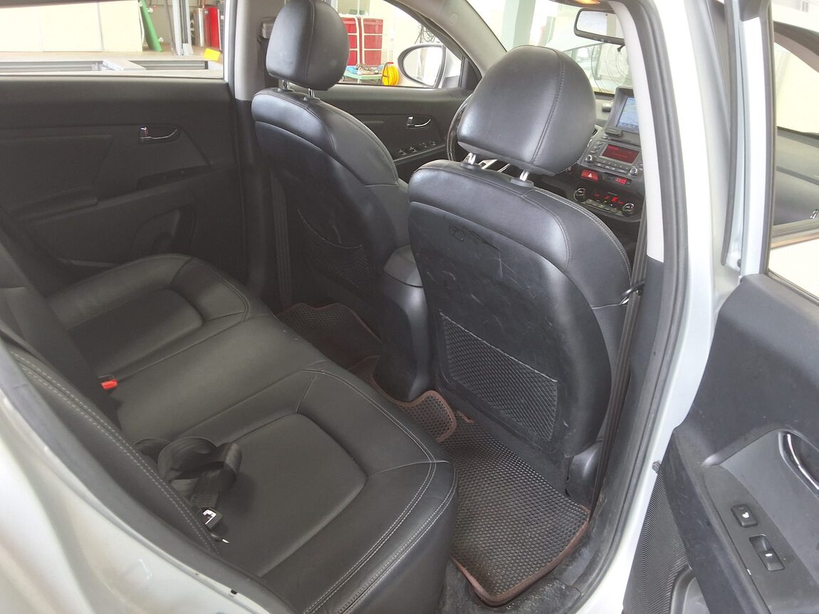 KIA SPORTAGE R DIESEL R2.0 2WD TLX LUXURY MODEL 2011 - zdjęcie 13