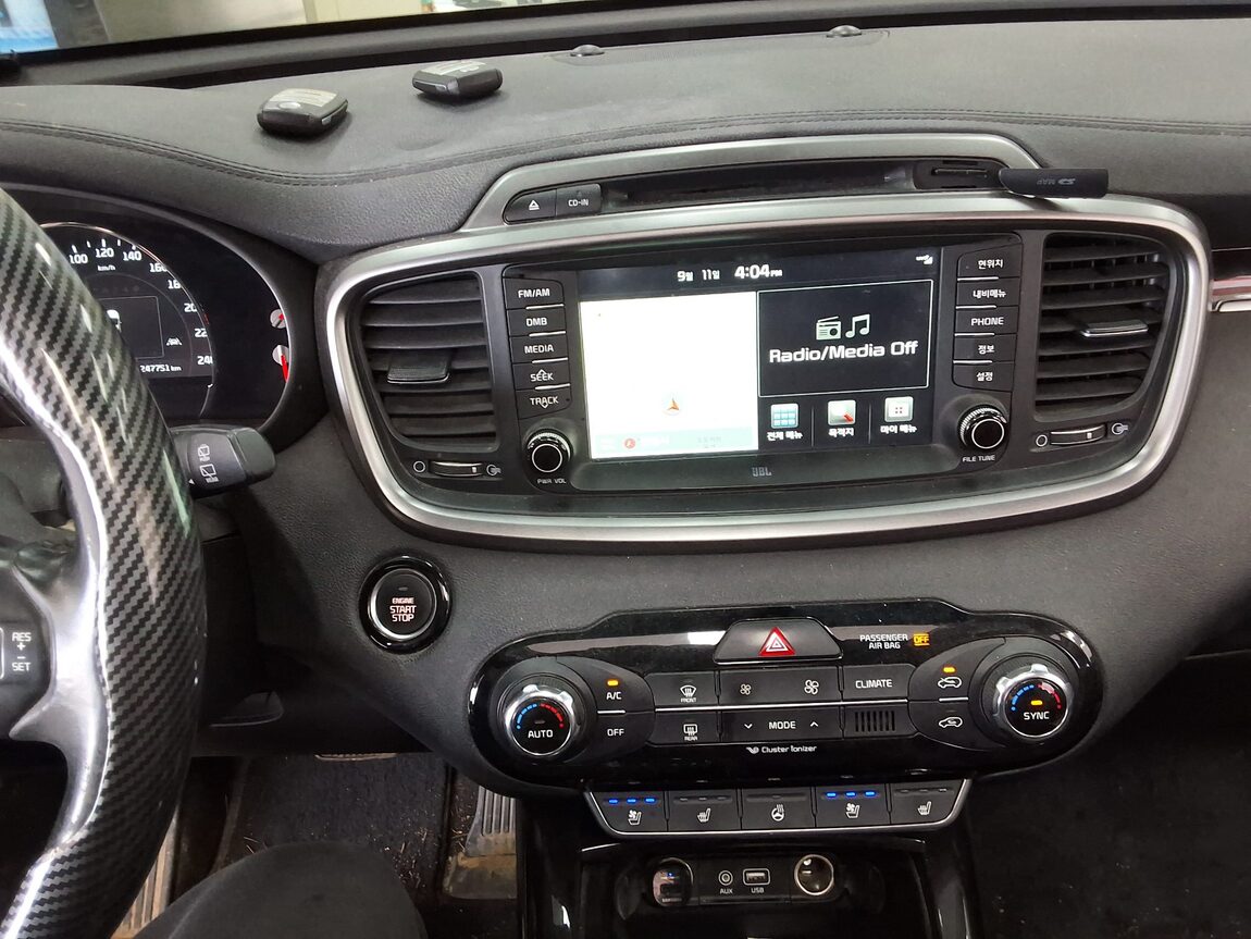 KIA ALL NEW SORENTO R2.2 4WD NOBLESSE SPECIAL 2016 - zdjęcie 24