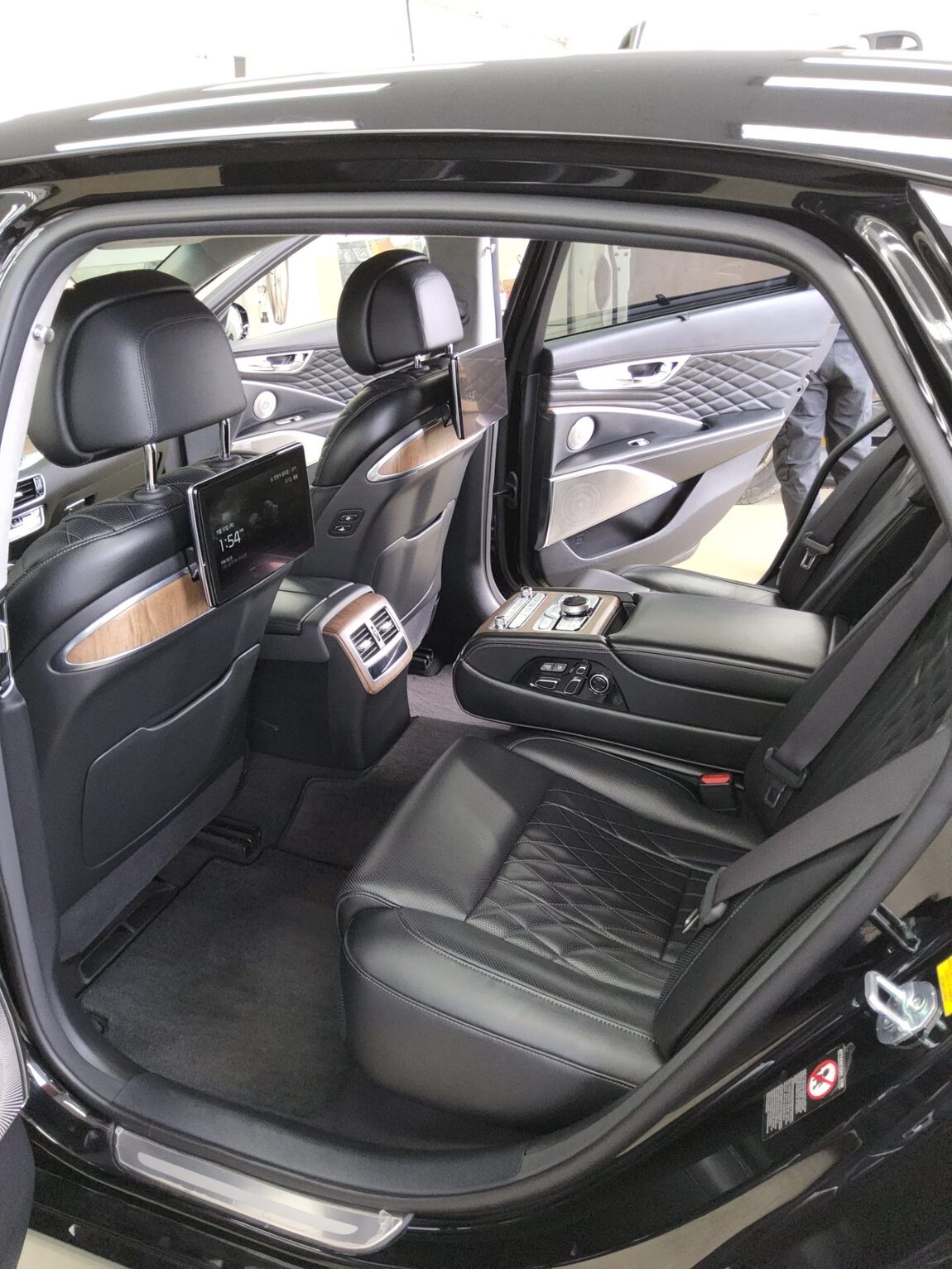 KIA THE NEW K9 (RJ) 3.8 GASOLINE AWD MASTERS BEST SELECTION II 2024 - zdjęcie 12