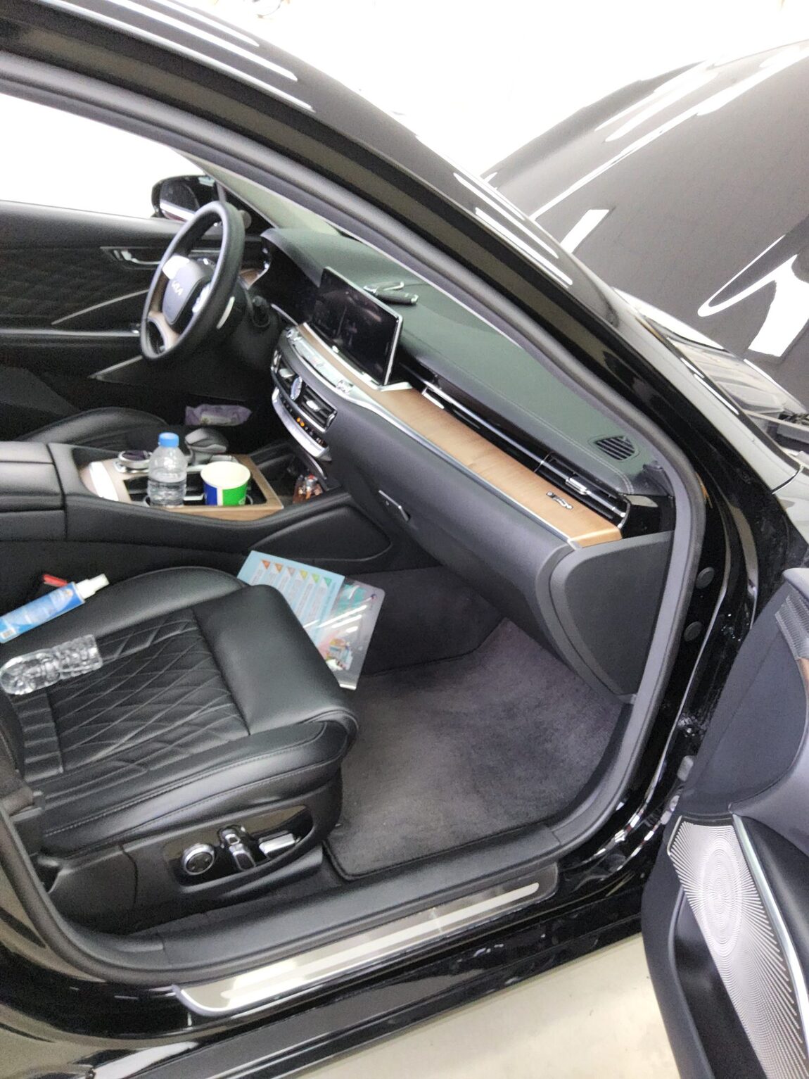 KIA THE NEW K9 (RJ) 3.8 GASOLINE AWD MASTERS BEST SELECTION II 2024 - zdjęcie 14