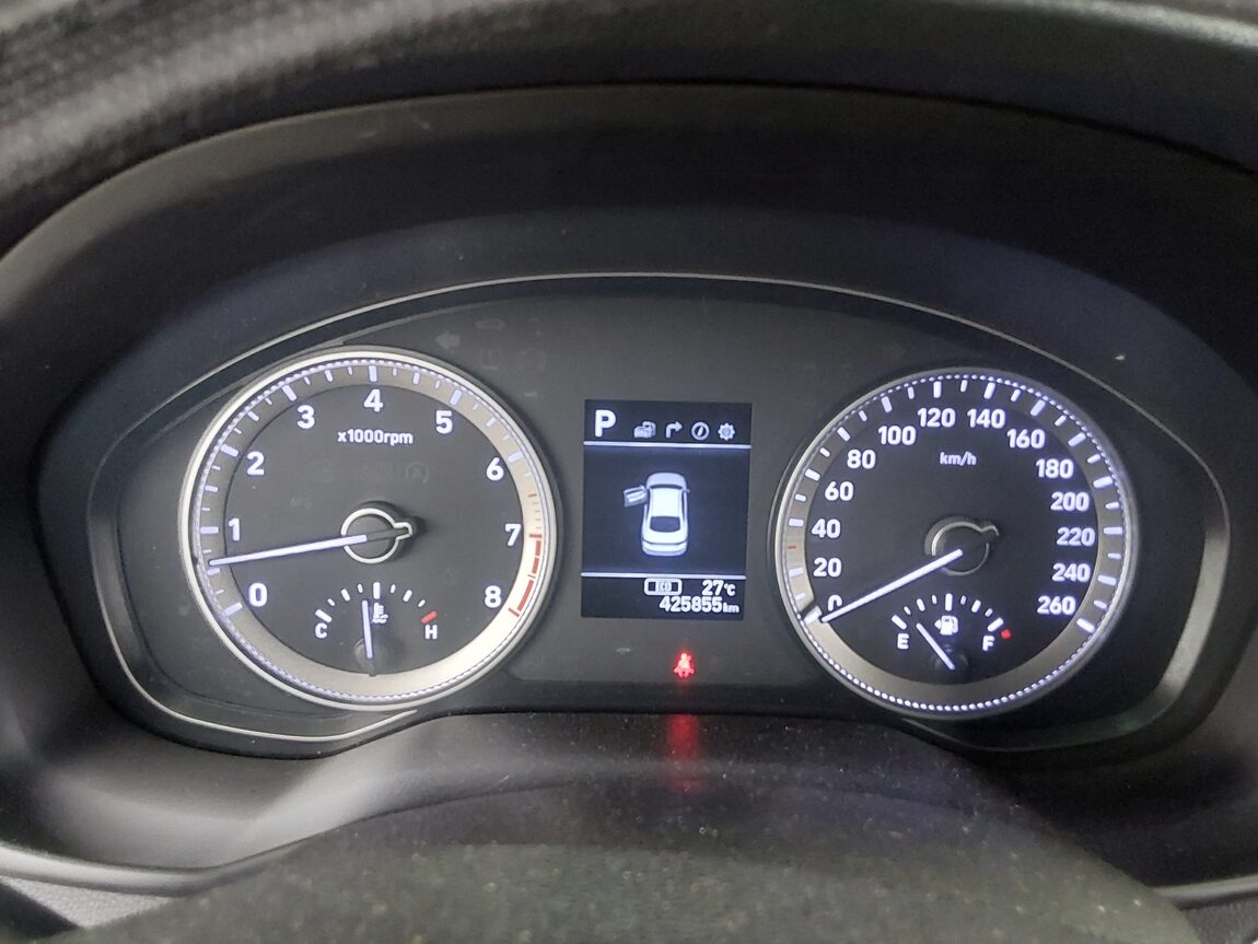HYUNDAI GRANDEUR IG 3.0 LPi TAXI DELUXE TYPE 2019 - zdjęcie 9