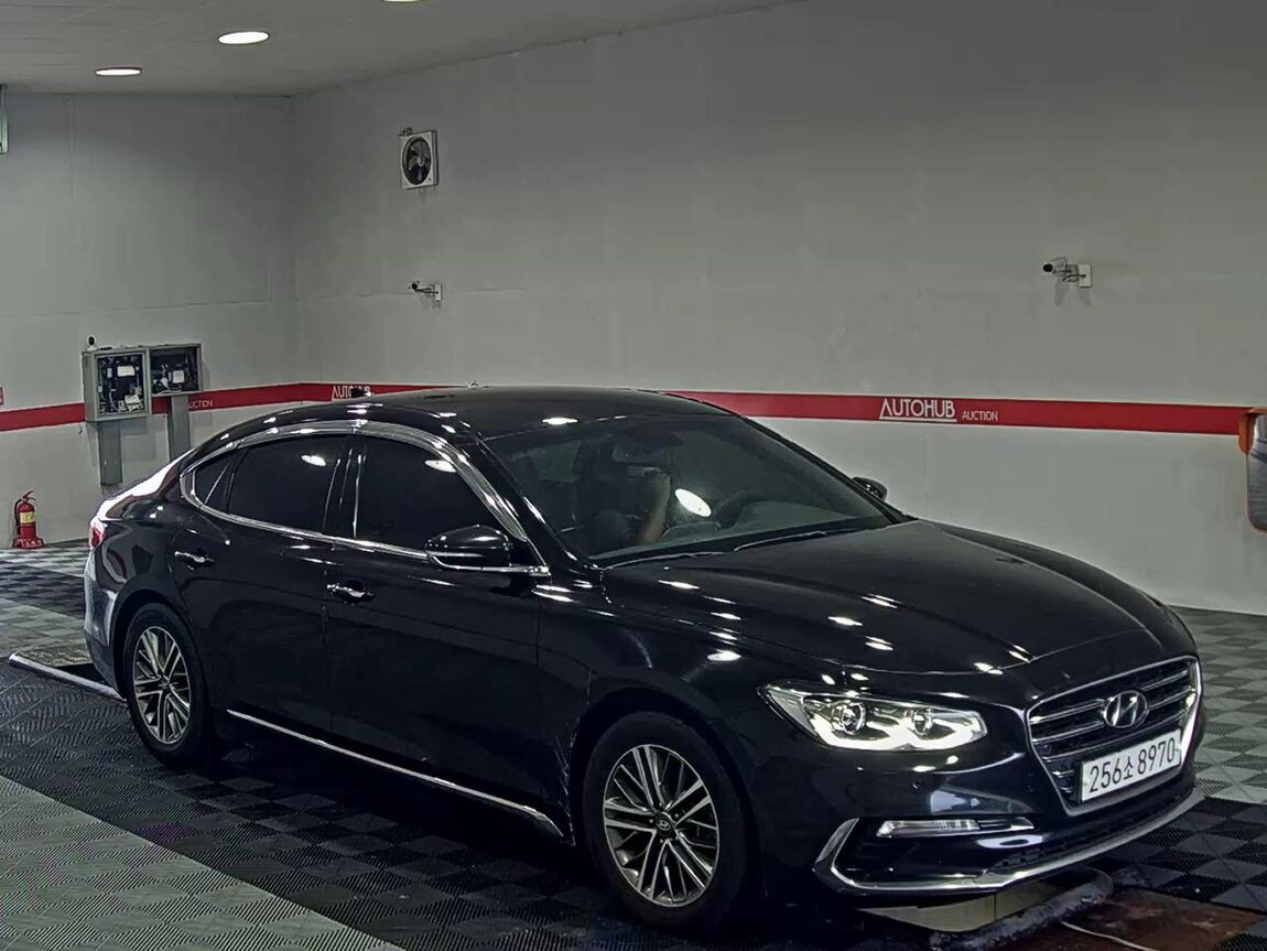 HYUNDAI GRANDEUR IG 3.0 LPi TAXI DELUXE TYPE 2019 - zdjęcie 3