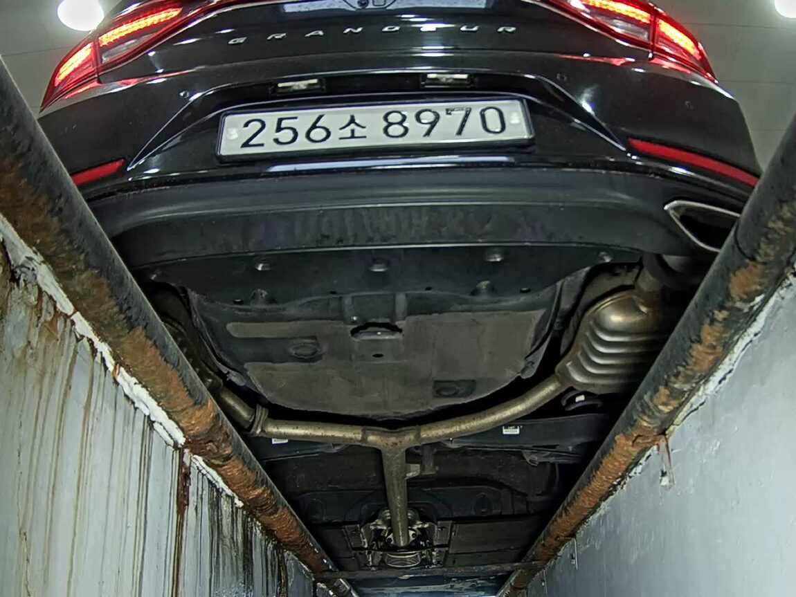 HYUNDAI GRANDEUR IG 3.0 LPi TAXI DELUXE TYPE 2019 - zdjęcie 8
