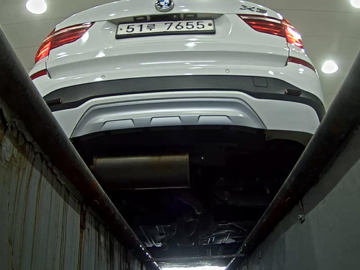 BMW X3 (2ND GEN) 20d xDRIVE X LINE 2015 - zdjęcie 8