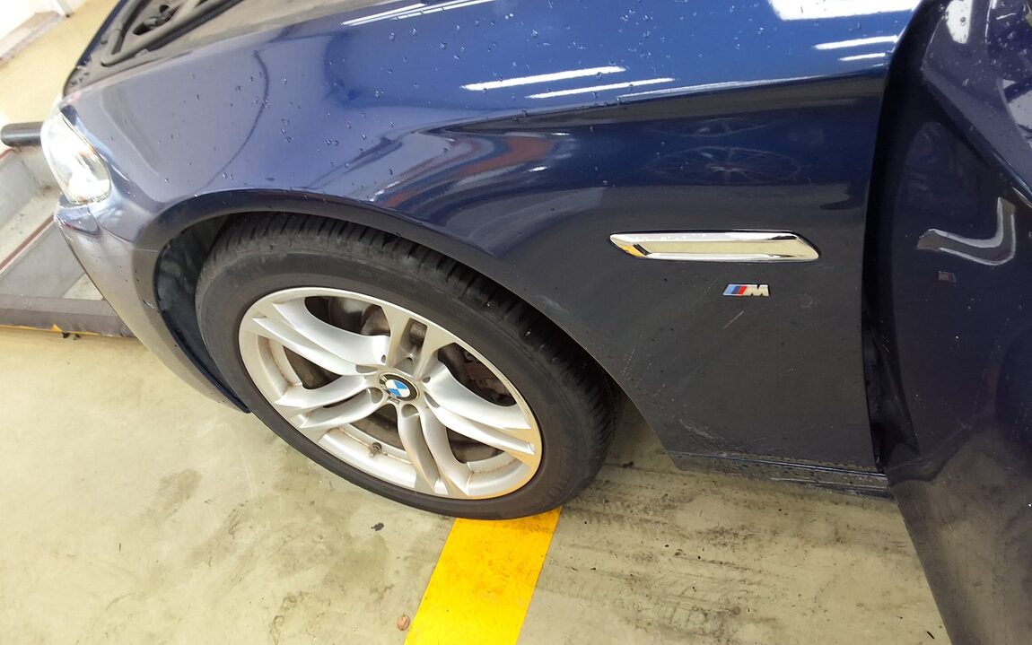 BMW 5 SERIES (6TH GEN) 520d xDRIVE M AERODYNAMIC PRO 2016 - zdjęcie 24