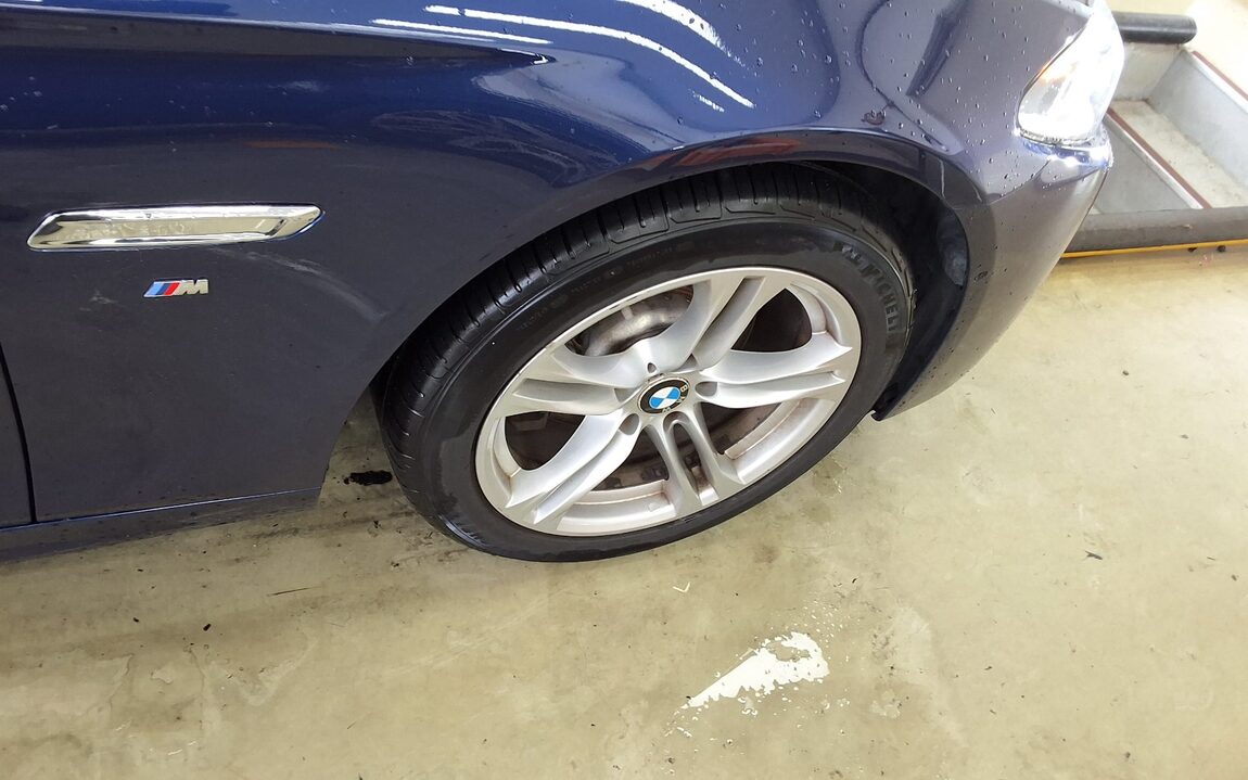 BMW 5 SERIES (6TH GEN) 520d xDRIVE M AERODYNAMIC PRO 2016 - zdjęcie 26