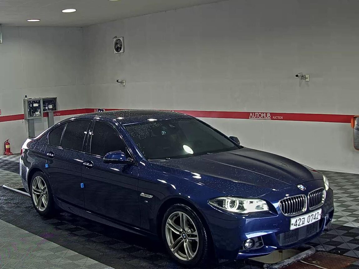 BMW 5 SERIES (6TH GEN) 520d xDRIVE M AERODYNAMIC PRO 2016 - zdjęcie 3