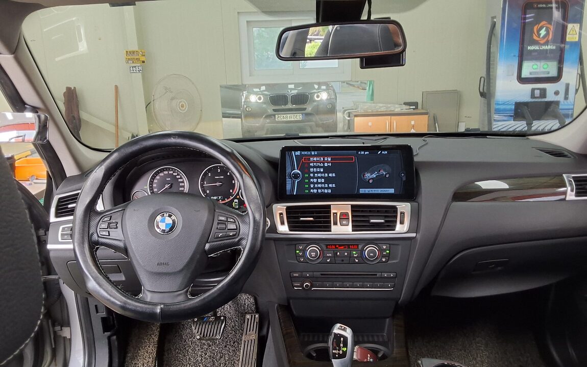 BMW X3 (2ND GEN) 20d xDRIVE HIGH 2013 - zdjęcie 11