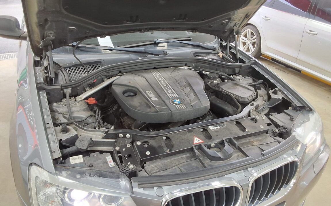 BMW X3 (2ND GEN) 20d xDRIVE HIGH 2013 - zdjęcie 23