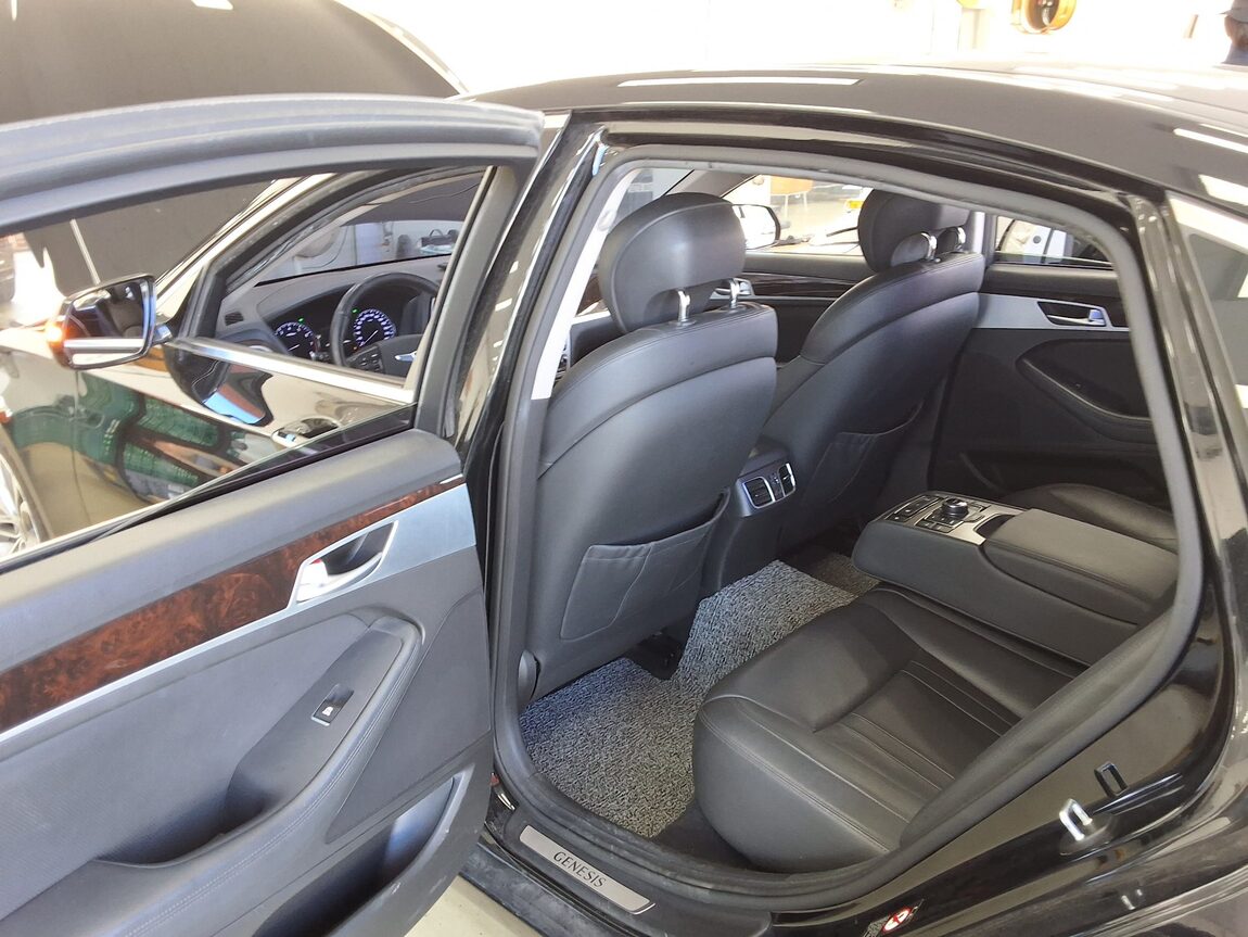 HYUNDAI GENESIS DH G330 MODERN 2015 - zdjęcie 13