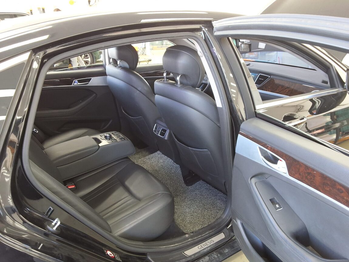 HYUNDAI GENESIS DH G330 MODERN 2015 - zdjęcie 14