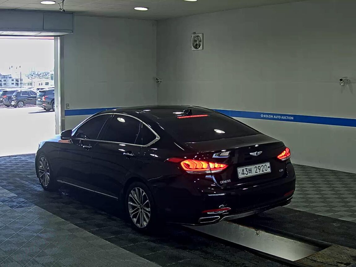 HYUNDAI GENESIS DH G330 MODERN 2015 - zdjęcie 6