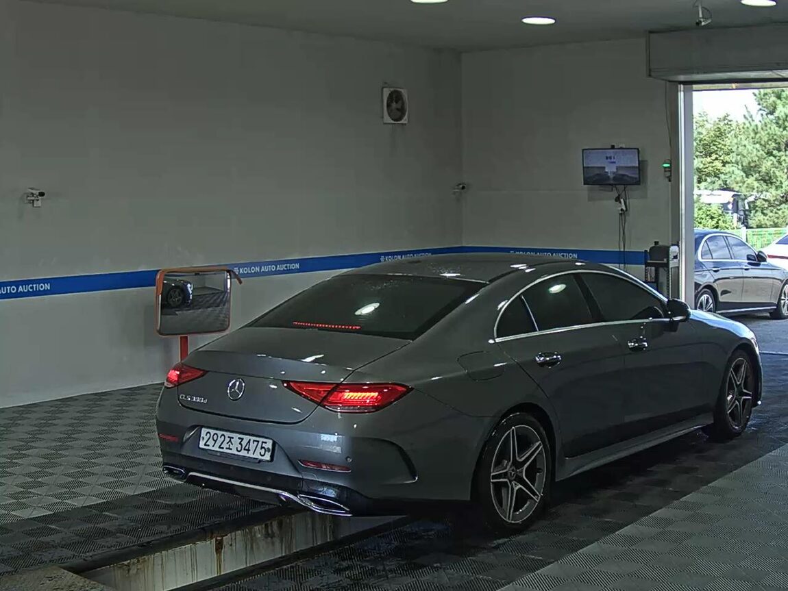 MERCEDES-BENZ CLS-CLASS (3RD GEN) CLS 300d AMG LINE 2019 - zdjęcie 5