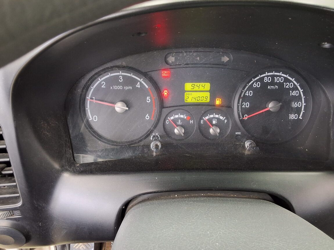 KIA BONGO III CARGO FREEZER BOX TRUCK 1 TON KING CAB 2011 - zdjęcie 9