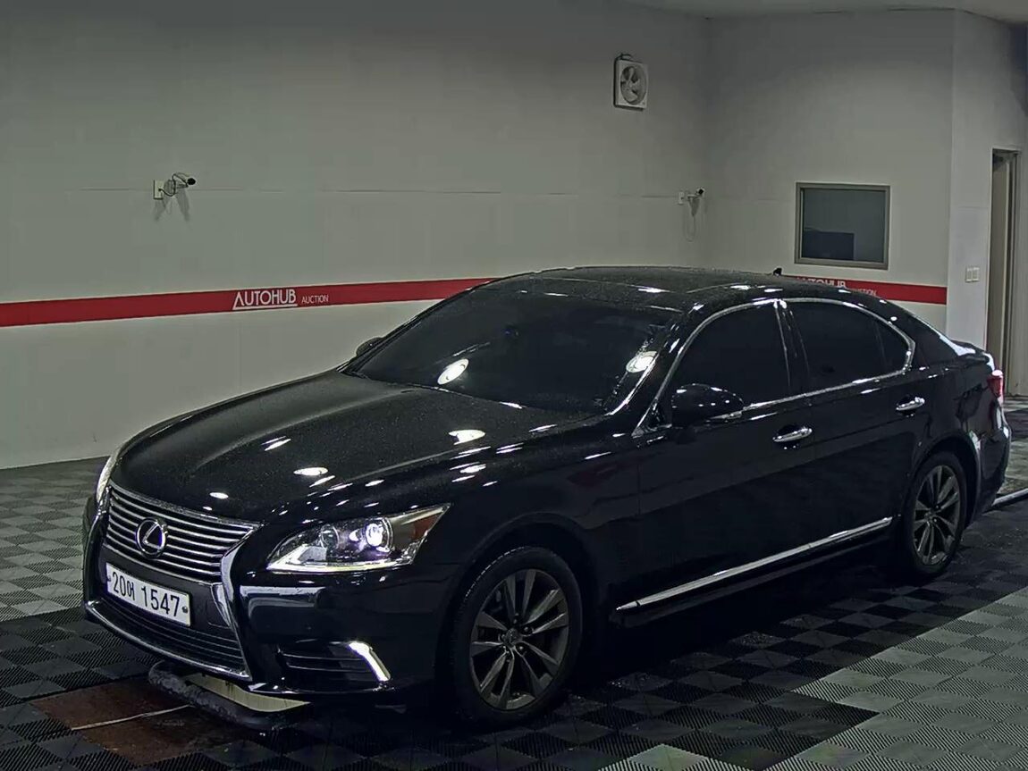 LEXUS LS (4TH GEN) 460 AWD 2013 - zdjęcie 2