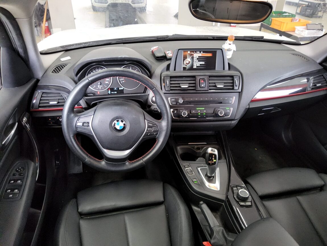 BMW 1 SERIES (2ND GEN) 5-DOOR 118d SPORTS 2015 - zdjęcie 11